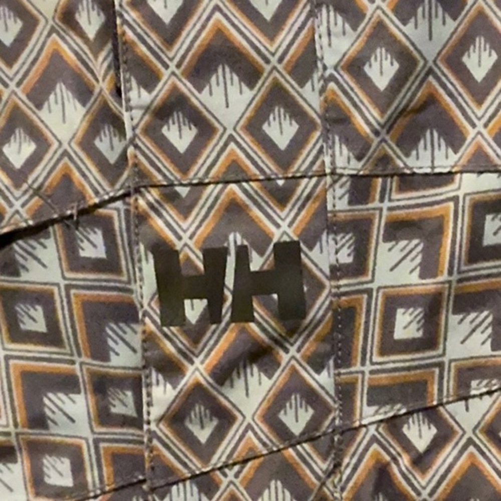 Helly Hansen geometric patterned snowboard shell … - image 2